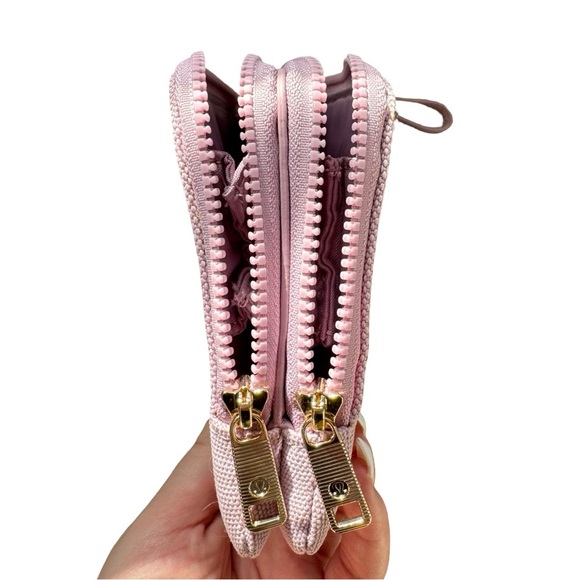 RARE Lululemon Double Up Pouch – Antoinette Pink, NWT - Picture 5 of 12